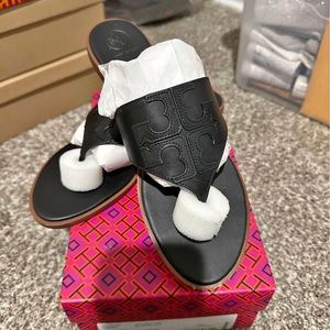 Tory Burch Sandles